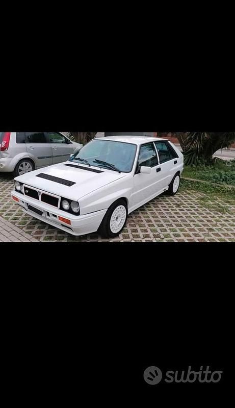 Usata Lancia Delta 132 CV (97 kW) 1992 Bianco Utilitaria