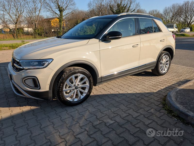 Usata 2022 VW T-Roc Style SUV | 21.900 € (Buon prezzo) - Immagine 1/4