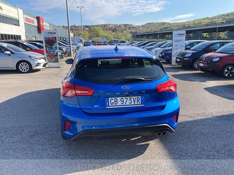 Usata Ford Focus ST-Line 125 CV (91 kW) 2022 Blu/azzurro Berlina