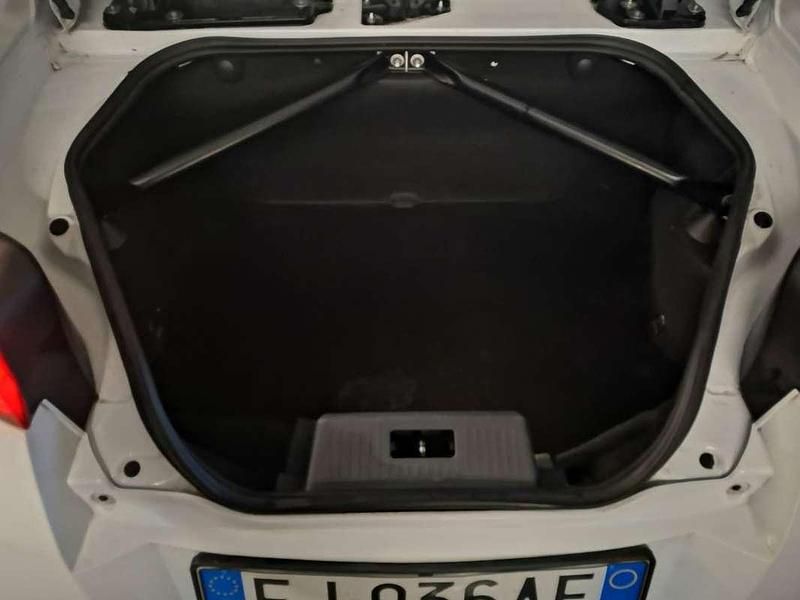 Usata Renault Wind 133 CV (97 kW) 2011 Coupé