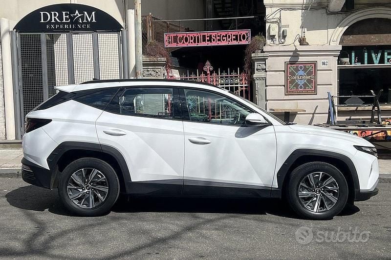 Usata Hyundai Tucson 179 CV (131 kW) 2022 Bianco SUV