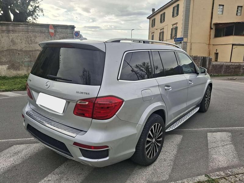 Käytetty Mercedes GL350 Premium 258 HP (189 kW) 2015 Harmaa Katumaasturi