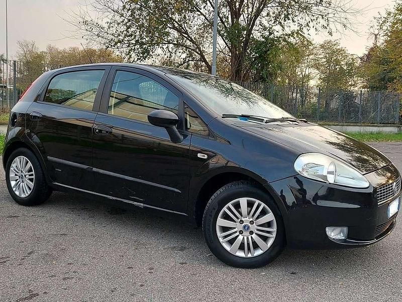 Usata Fiat Grande Punto Active 65 CV (47 kW) 2006 Nero Utilitaria