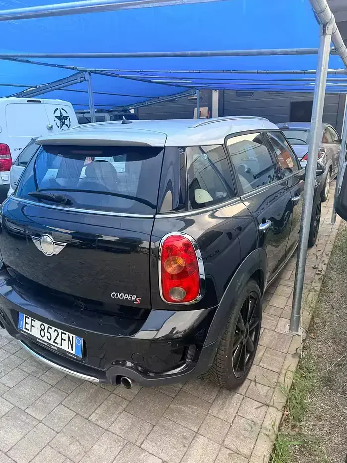 Usata Mini Cooper S Countryman 184 CV (135 kW) 2010 Nero SUV