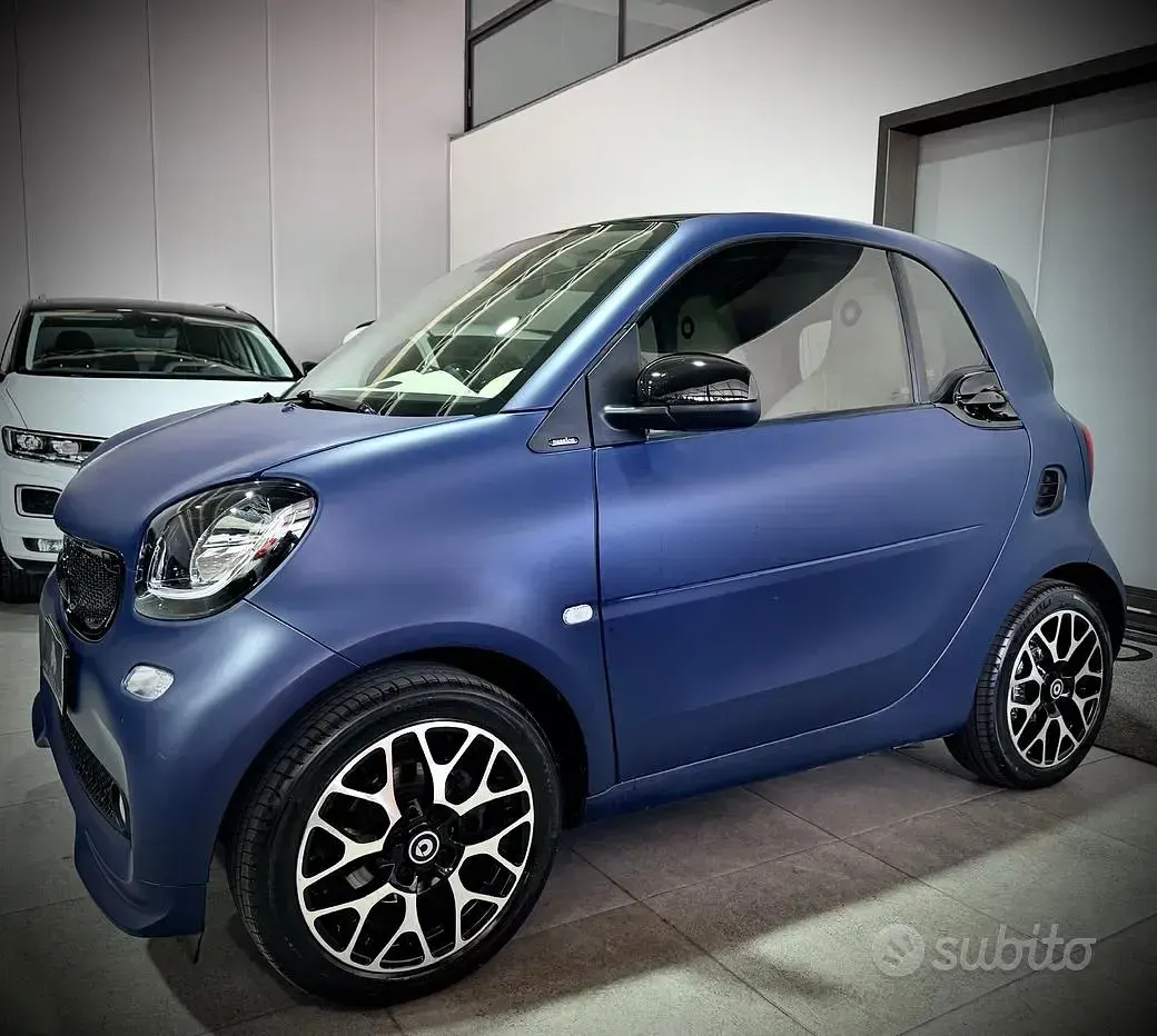 Usata Smart ForTwo Coupé 71 CV (52 kW) 2019 Blu Coupé