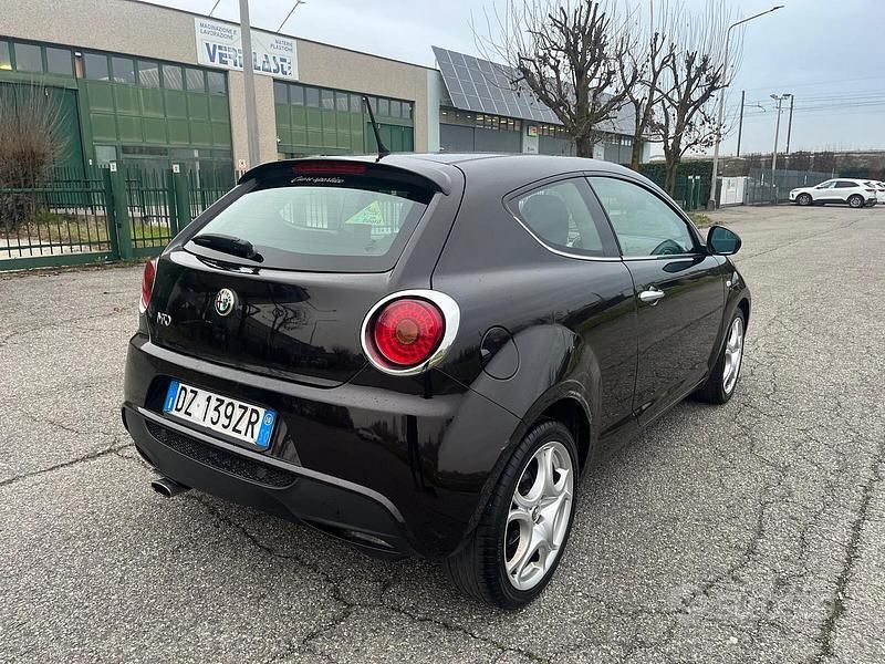 Usata Alfa Romeo MiTo 135 CV (99 kW) 2010 Nero Utilitaria