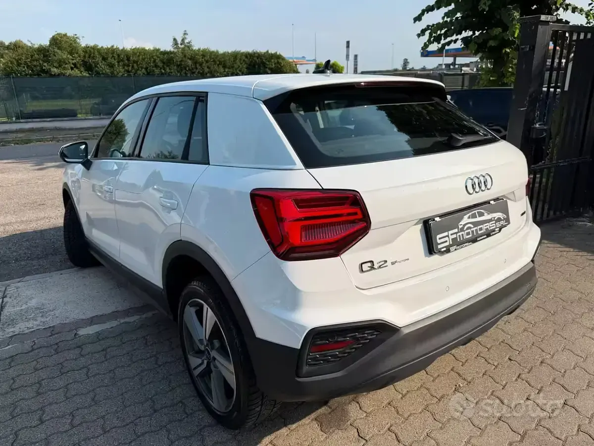 Usata Audi Q2 Admired 150 CV (110 kW) 2022 Bianco SUV