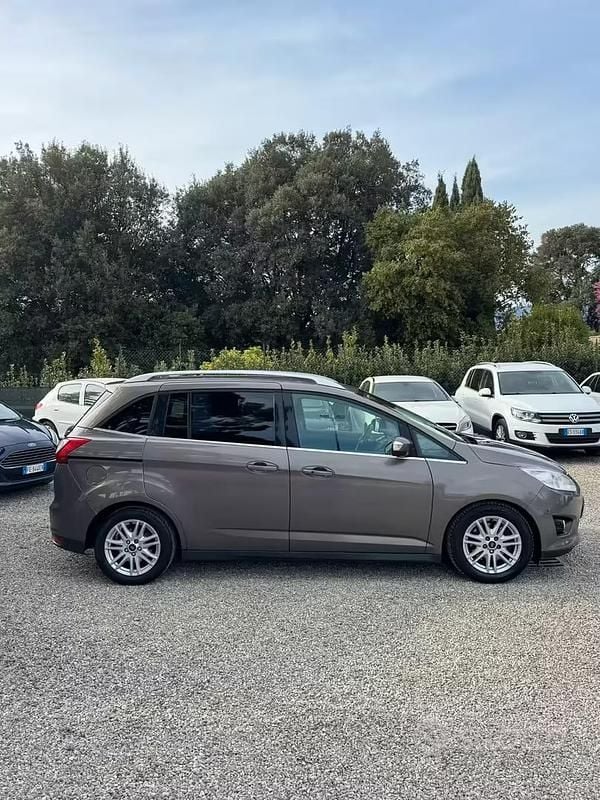 Usata Ford Grand C-Max Titanium 116 CV (85 kW) 2012 Grigio Monovolume