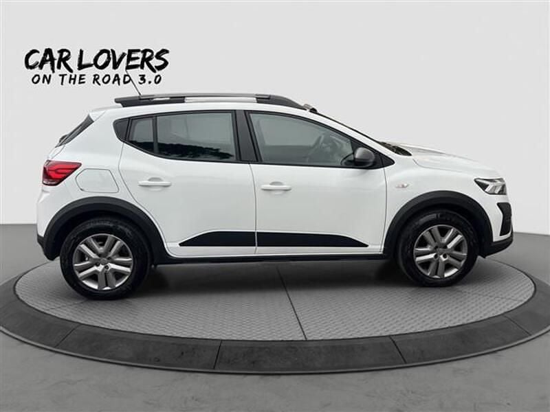 Usata Dacia Sandero Comfort 101 CV (74 kW) 2023 Bianco Utilitaria