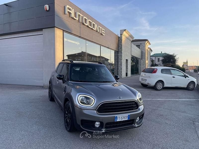 Grigio Usata 2019 Mini Cooper Countryman Hype SUV | 17.990 € (Buon prezzo) - Immagine 1/4