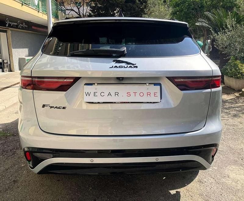 Begagnad Jaguar F-Pace SE 250 HK (183 kW) 2022 Silver SUV
