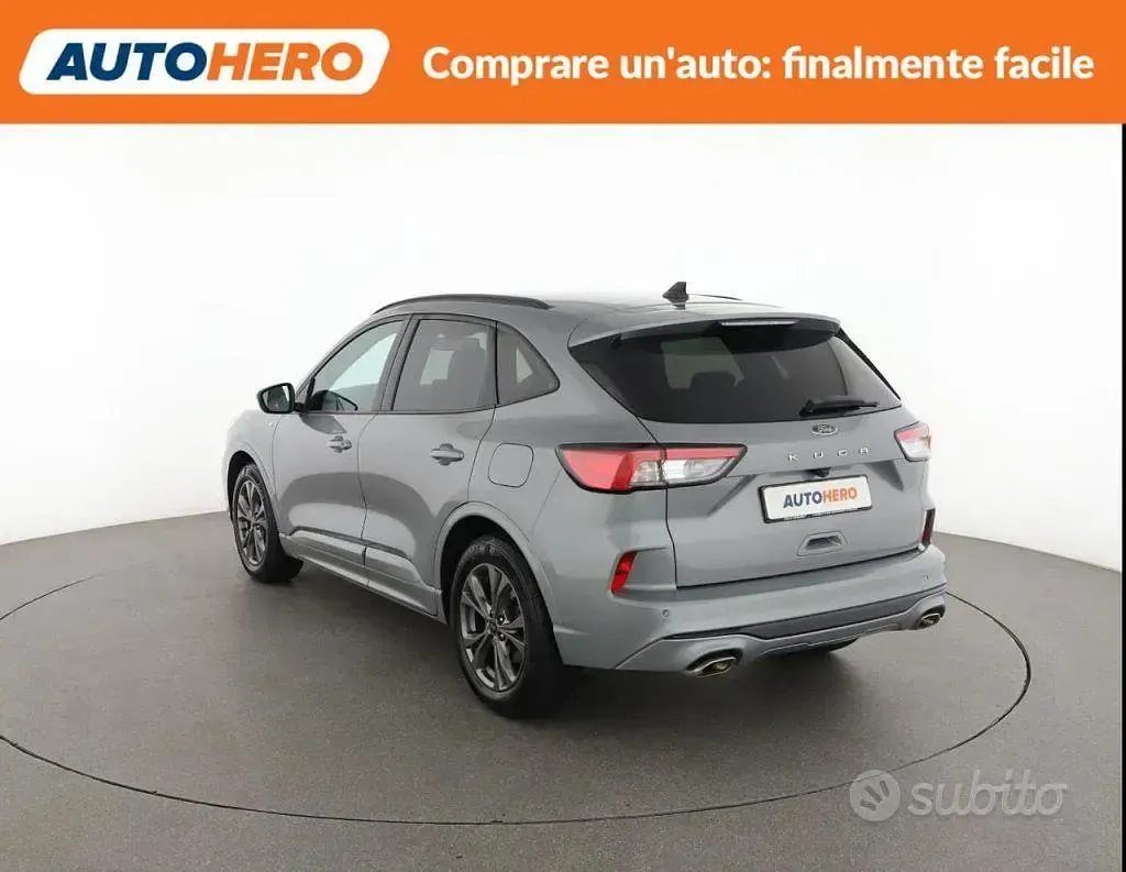 Usata Ford Kuga ST-Line 120 CV (88 kW) 2022 Grigio SUV