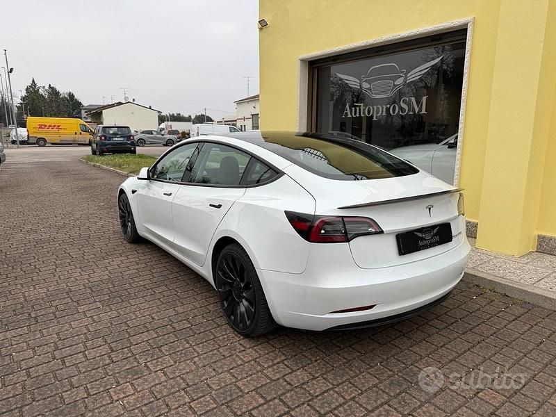 Usata Tesla Model 3 Performance 155 kW (211 CV) 2023 Bianco Berlina