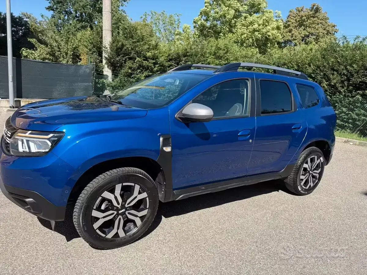 Usata Dacia Duster 101 CV (74 kW) 2023 Blu SUV