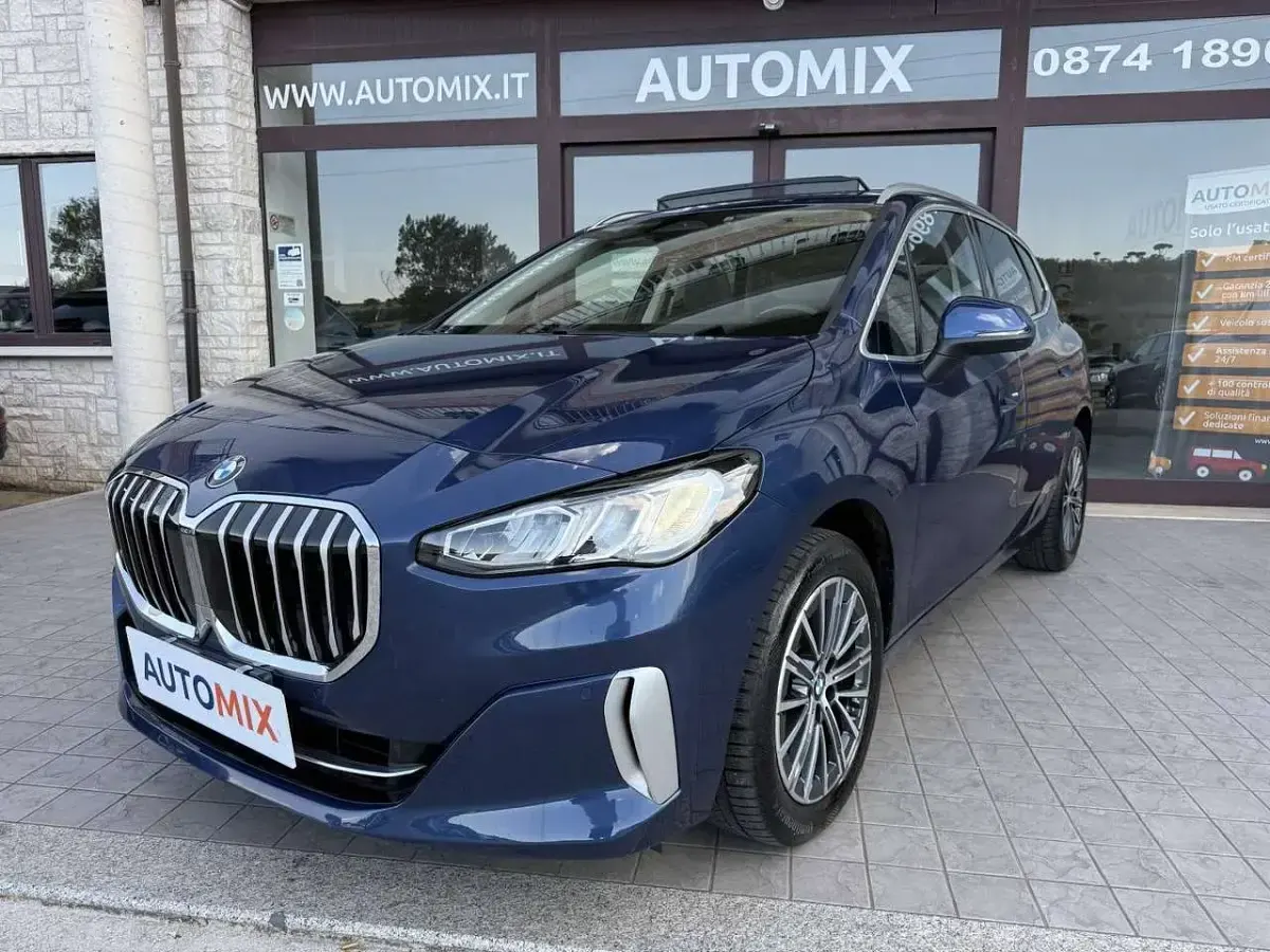 Usata BMW 218 Active Tourer Luxury Line 150 CV (110 kW) 2023 Blu/azzurro Monovolume