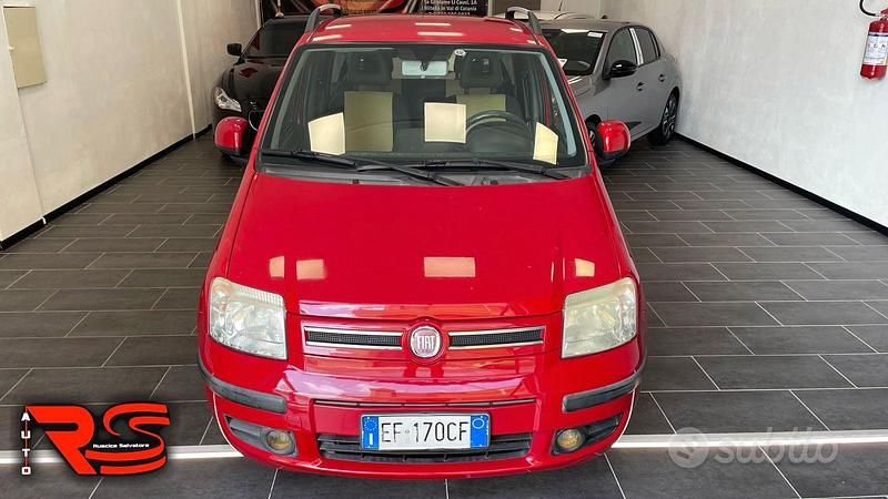Usata Fiat Panda Dynamic 70 CV (51 kW) 2010 Rosso Berlina