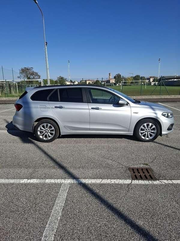 Usata Fiat Tipo Business 120 CV (88 kW) 2016 Station wagon