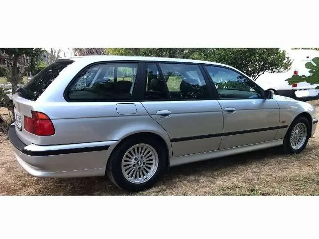 Usata BMW 528 193 CV (141 kW) 1999 Argento Station wagon