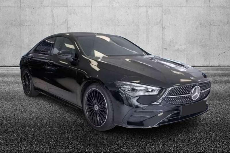 Nero Usata 2024 Mercedes CLA250e AMG Line Premium Tre volumi | 48.450 € (Molto cara) - Immagine 1/4