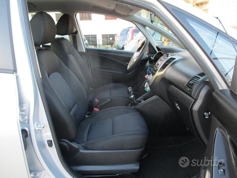 Usata Hyundai ix20 Xpossible 90 CV (66 kW) 2015 Grigio Utilitaria