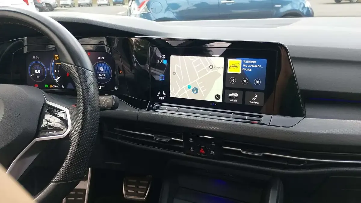 Usata VW Golf VIII CLUB 300 CV (220 kW) 2022 Grigio Berlina