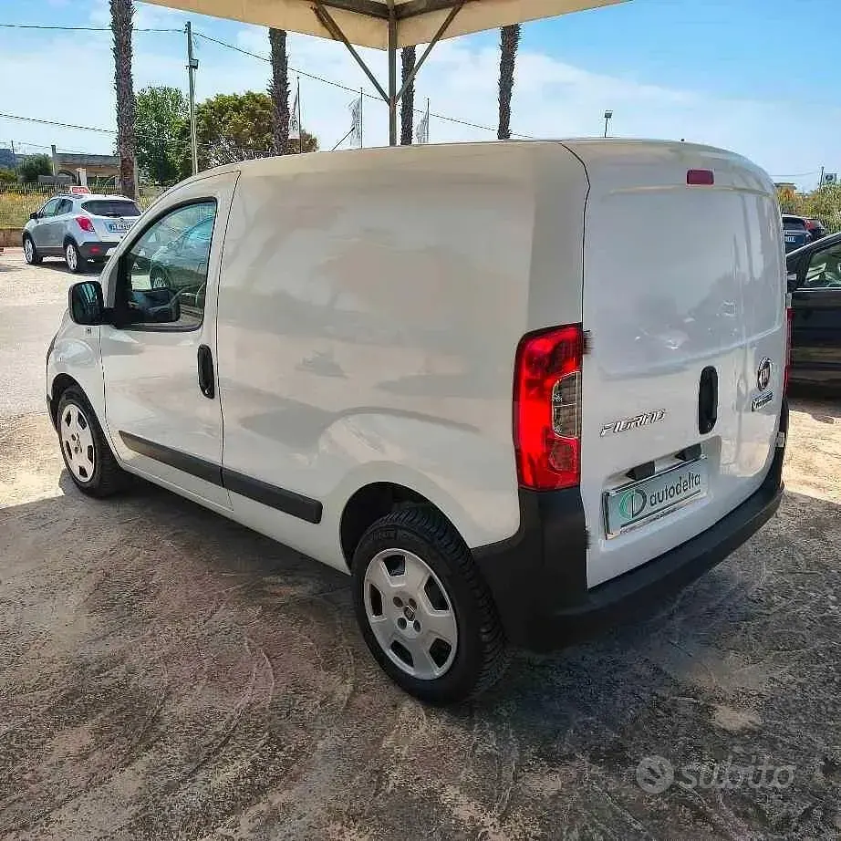 Usata Fiat Fiorino Trekking 95 CV (69 kW) 2019 Bianco Monovolume