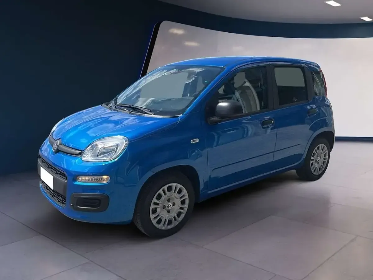 Usata Fiat Panda 69 CV (50 kW) 2025 Blu/azzurro Utilitaria