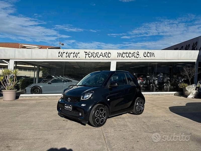 Nero Usata 2018 Smart ForTwo Cabrio Prime Cabrio | 13.990 € (Ottimo prezzo) - Immagine 1/4