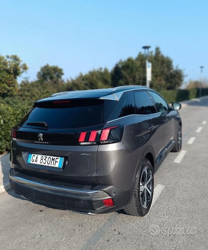 Usata Peugeot 3008 GT-line 131 CV (96 kW) 2020 Grigio SUV