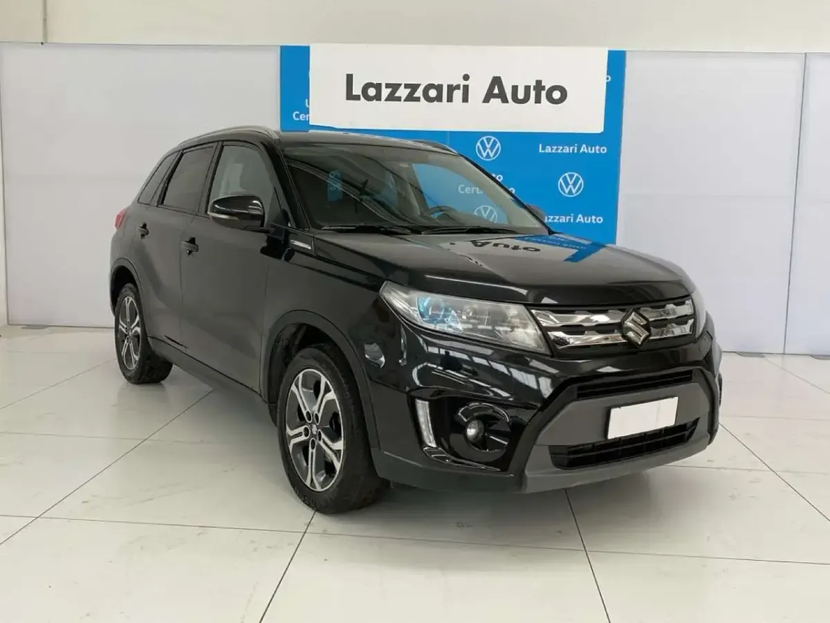 Usata Suzuki Vitara 120 CV (88 kW) 2018 Nero SUV