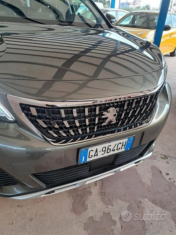 Usata Peugeot 3008 Allure 130 CV (95 kW) 2020 Grigio SUV