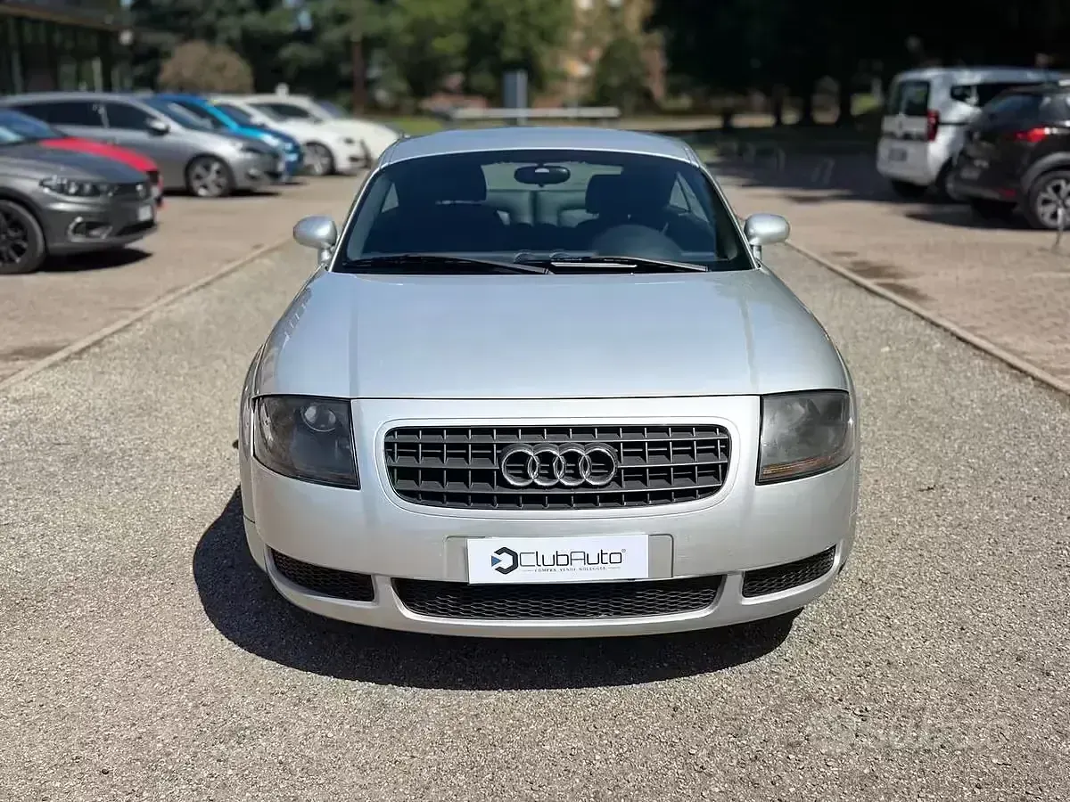 Usata Audi TT Design 190 CV (139 kW) 2003 Grigio Coupé