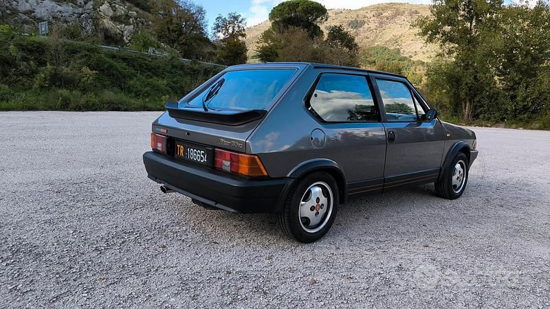 Käytetty Fiat Ritmo Abarth 130 HP (95 kW) 1983 Harmaa Viistoperä