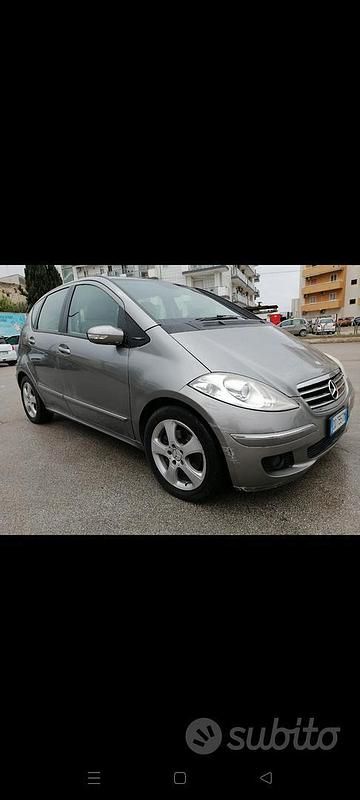 Usata Mercedes A180 Elegance 108 CV (79 kW) 2007 Beige Berlina