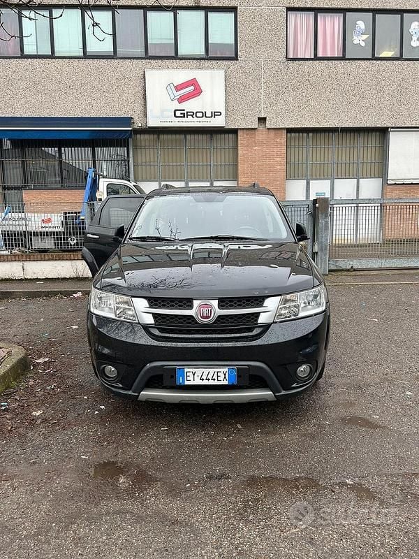 Usata Fiat Freemont 170 CV (125 kW) 2011 SUV