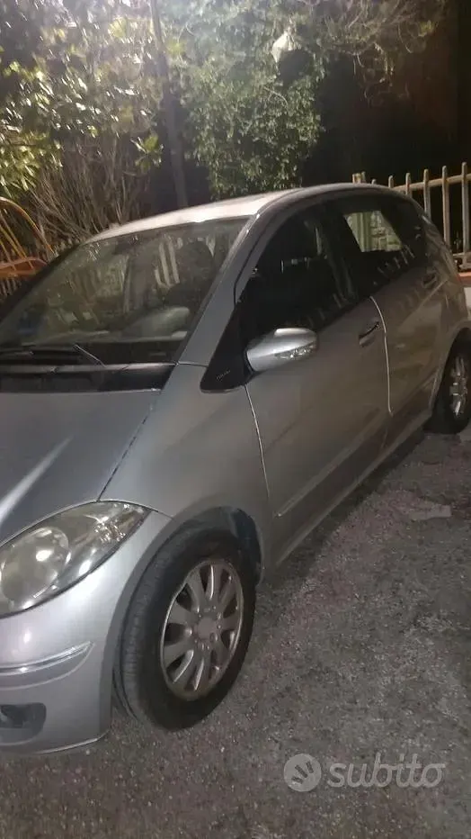 Usata Mercedes 180 2007 Grigio Berlina