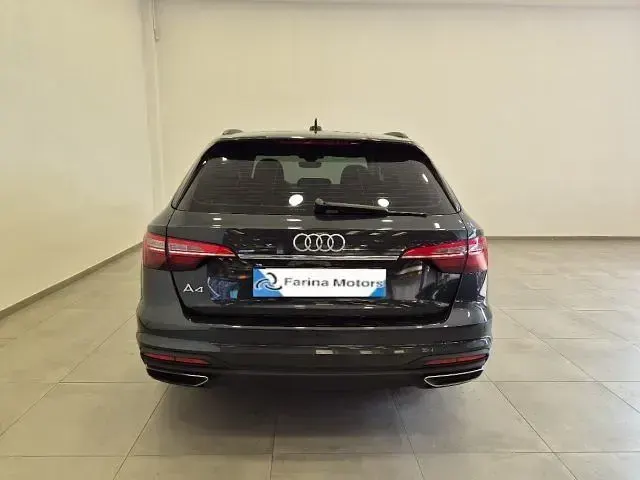 Begagnad Audi A4 163 HK (119 kW) 2020 Grå Kombi
