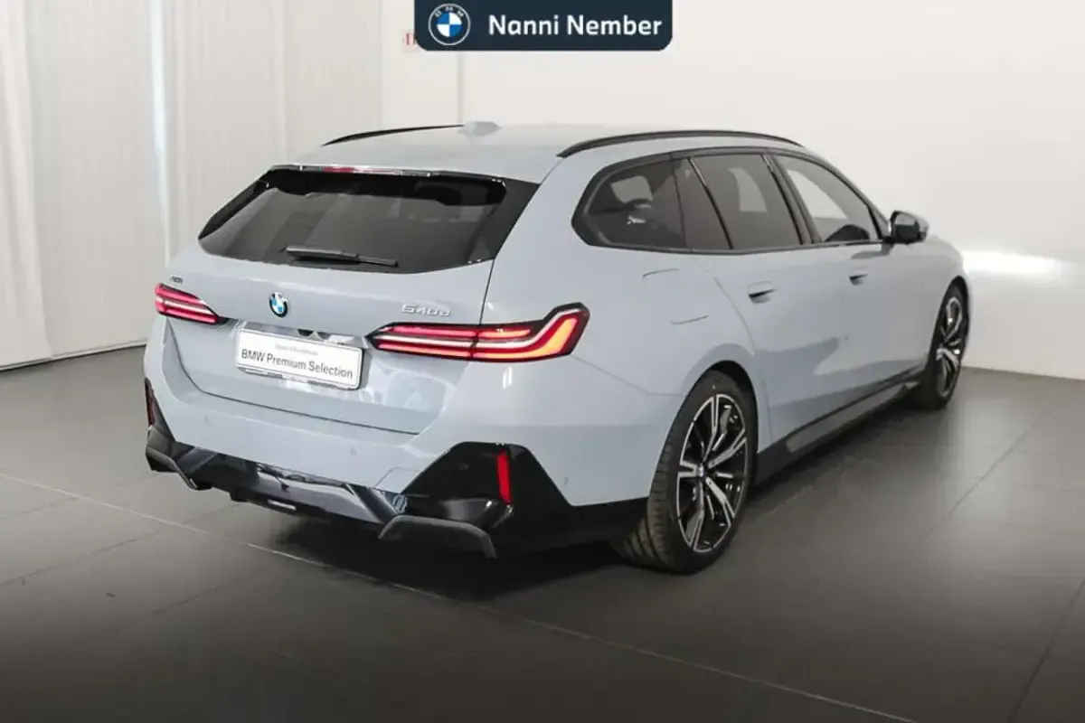 Usata BMW 540 Comfort Edition 303 CV (222 kW) 2025 Other Station wagon