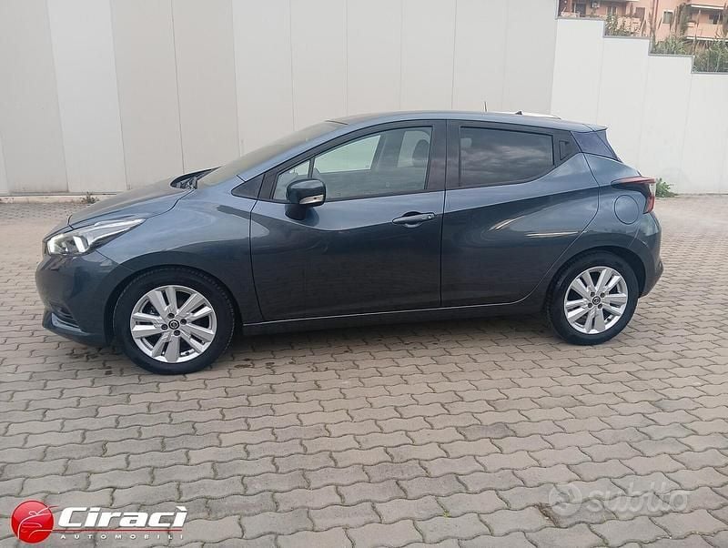 Usata Nissan Micra Acenta 101 CV (74 kW) 2020 Blu Berlina