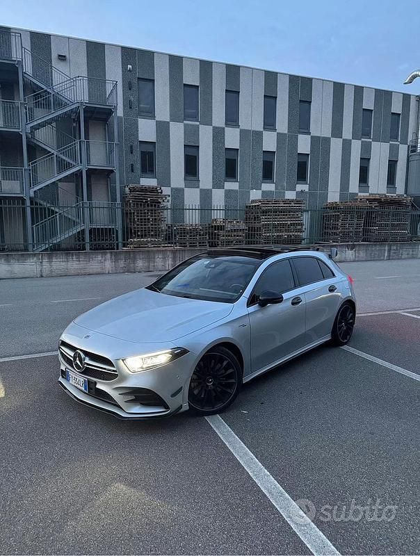Usata Mercedes A35 AMG AMG 306 CV (225 kW) 2019 Grigio Berlina