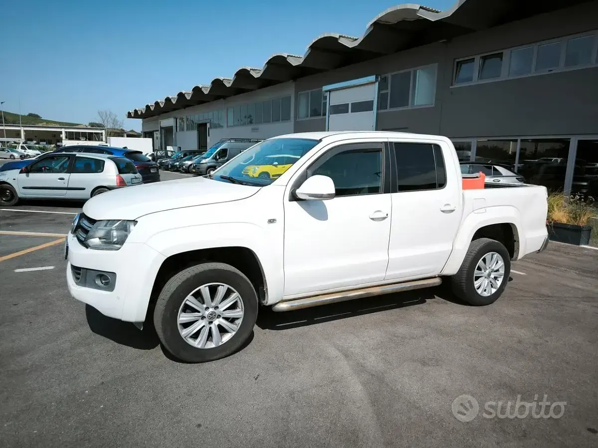 Usata VW Amarok Trendline 180 CV (132 kW) 2016 Bianco Pick-up
