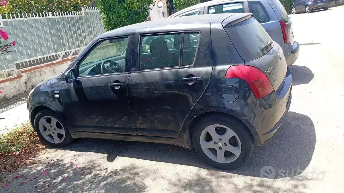 Usata Suzuki Swift 69 CV (50 kW) 2006 Nero Utilitaria
