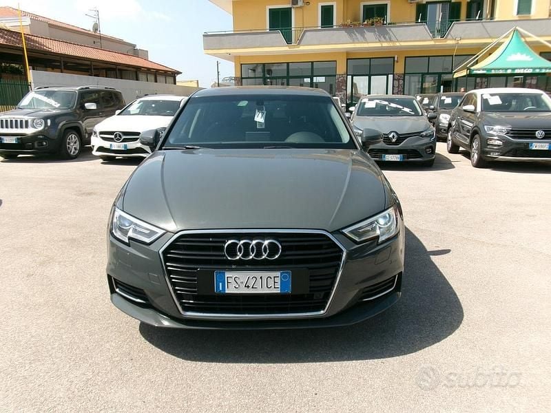 Usata Audi A3 Advanced Plus 150 CV (110 kW) 2018 Grigio Berlina