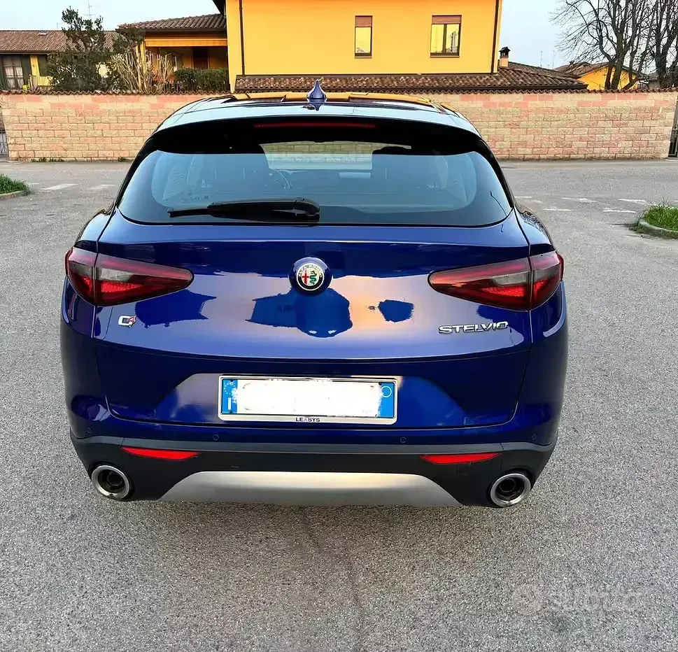 Usata Alfa Romeo Stelvio Executive 190 CV (139 kW) 2020 Bluazzurro SUV