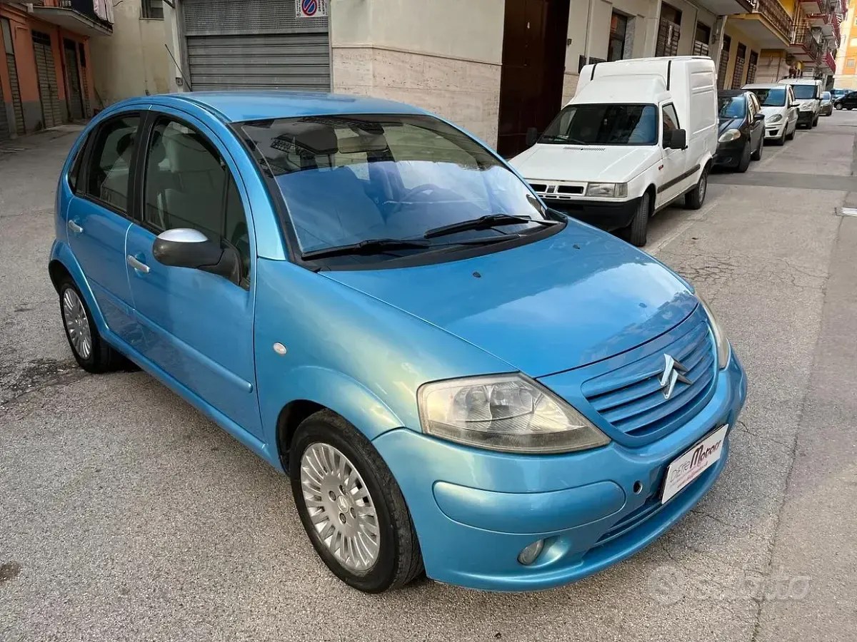 Usata Citroën C3 Exclusive 68 CV (50 kW) 2003 Blu Berlina