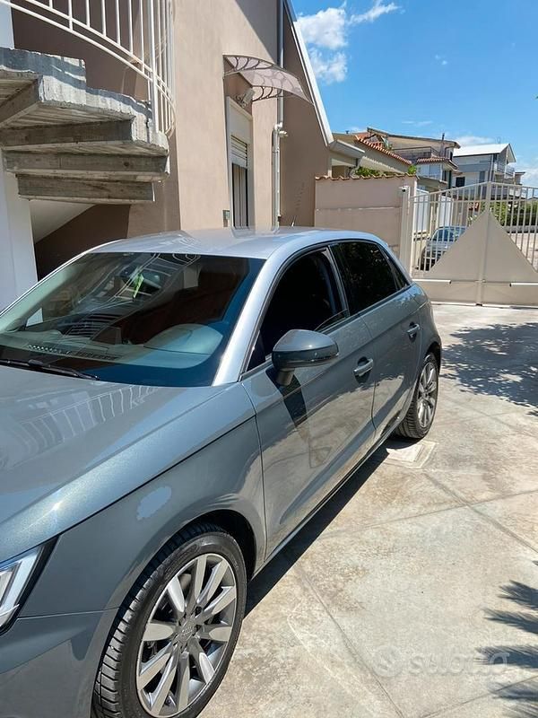 Usata Audi A1 116 CV (85 kW) 2016 Grigio Utilitaria