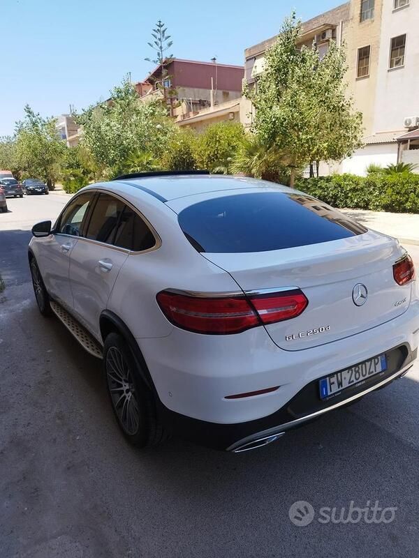 Usata Mercedes GLC250 Premium 211 CV (155 kW) 2019 Bianco Coupé