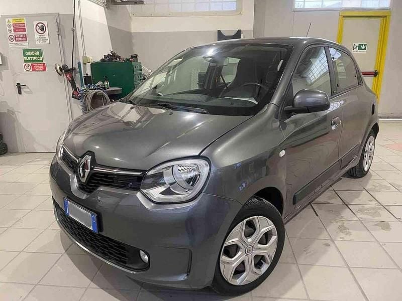 Usata Renault Twingo Zen 30 kW (42 CV) 2021 Grigio Utilitaria