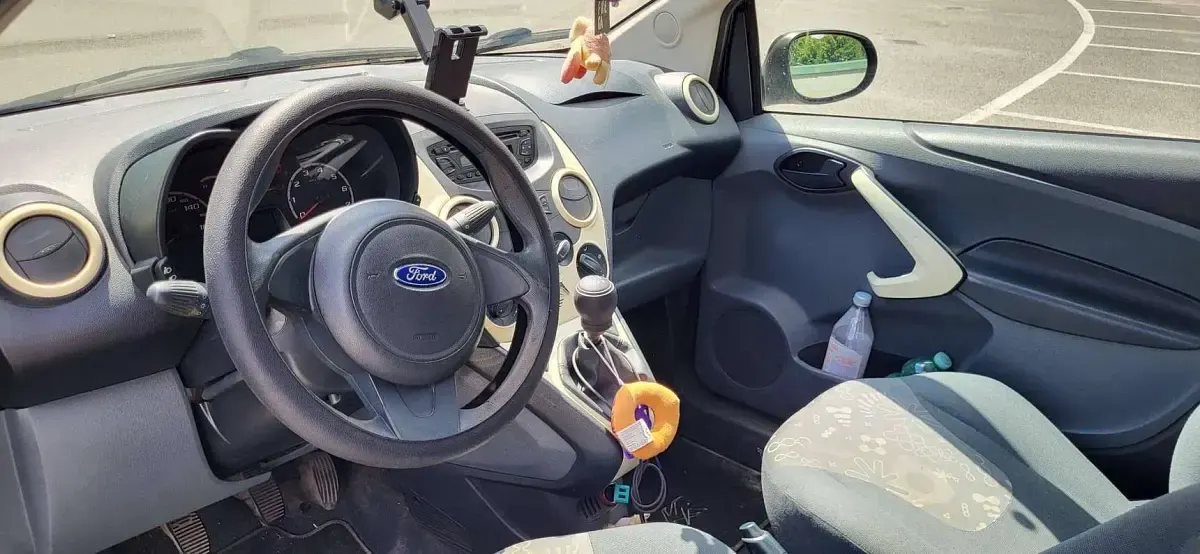 Usata Ford Ka 75 CV (55 kW) 2011 Nero Utilitaria