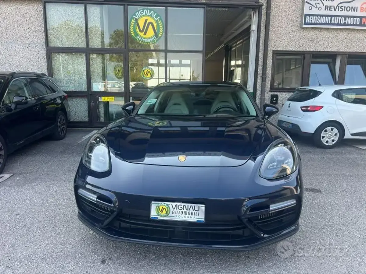 Usata Porsche Panamera Turbo S E-Hybrid 549 CV (403 kW) 2019 Bluazzurro Utilitaria